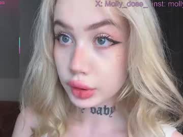 Molly_Dose Chaturbate stream image from June 23, 2025