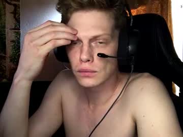 Shyredstar Chaturbate stream image from June 23, 2025