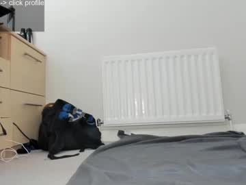 Str8slut4use Chaturbate stream image from June 23, 2025