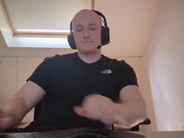 Cantstayaway1 Chaturbate stream image from June 23, 2025