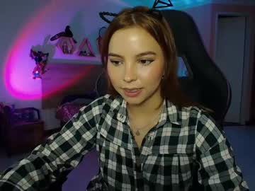 Lolaverse Chaturbate stream image from June 23, 2025