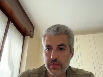 Manager82 Chaturbate stream image from June 23, 2025