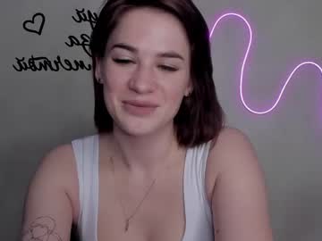 Ellyburton Chaturbate stream image from June 23, 2025