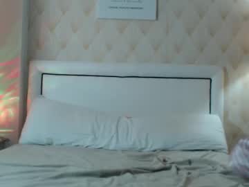 Redheadxxl Chaturbate stream image from June 23, 2025