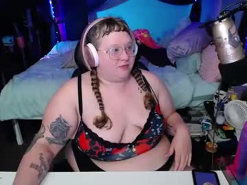 Fatveronica Chaturbate stream image from June 23, 2025