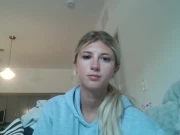 Parisbaby2000 Chaturbate stream image from June 23, 2025