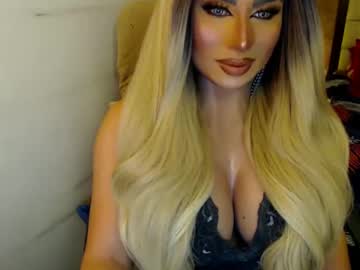 Misskyliexbarbie Chaturbate stream image from June 23, 2025