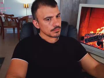 Officeman7 Chaturbate stream image from June 23, 2025