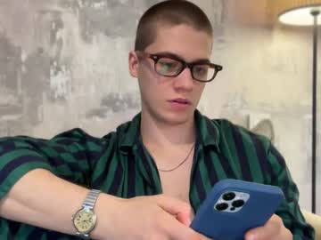 Realsupermichael Chaturbate stream image from June 23, 2025