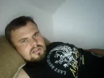 Kozaczenkowow Chaturbate stream image from June 23, 2025