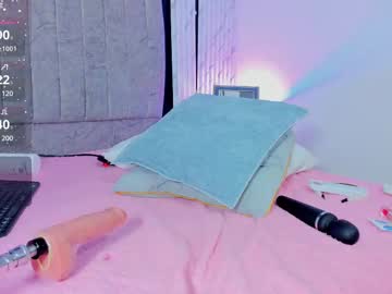 Kuitty_Sara Chaturbate stream image from June 23, 2025