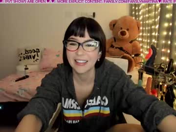 Martinatina Chaturbate stream image from June 23, 2025