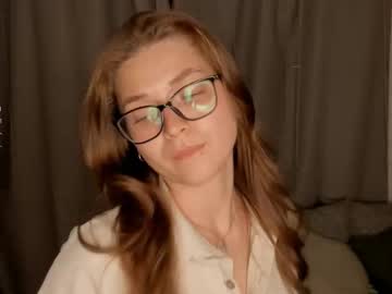 Luna_Rove Chaturbate stream image from June 23, 2025