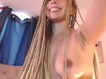 Annie_Es Chaturbate stream image from June 23, 2025