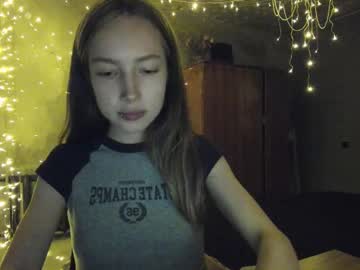 Fene4ka Chaturbate stream image from June 23, 2025