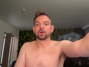 Shyb35 Chaturbate stream image from June 23, 2025