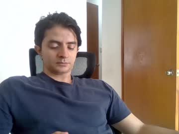 Julian_Mora7 Chaturbate stream image from June 23, 2025