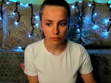 Maggiecake Chaturbate stream image from June 23, 2025