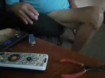 Suckmiehoffnow Chaturbate stream image from June 23, 2025