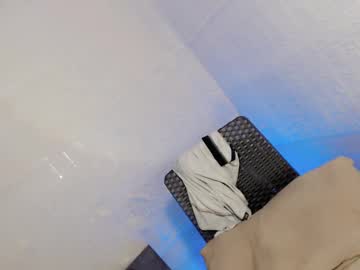 Amayahugecock69 Chaturbate stream image from June 24, 2025