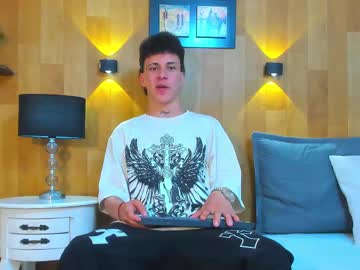 Twink_Strokes Chaturbate stream image from June 24, 2025
