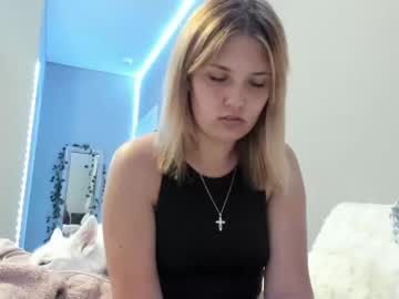 Skiimaskabby Chaturbate stream image from June 24, 2025