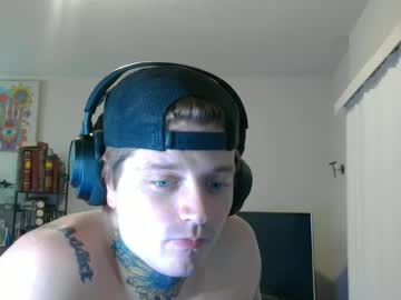 Redinthebed Chaturbate stream image from June 24, 2025