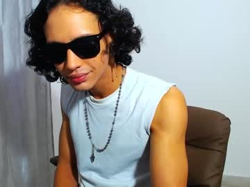 Zach__Gillmour Chaturbate stream image from June 24, 2025