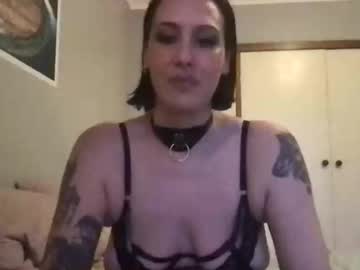 Misscarmilla444 Chaturbate stream image from June 24, 2025
