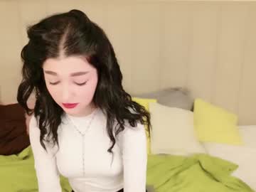 Mariellamoretti Chaturbate stream image from June 24, 2025