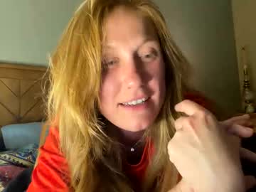 Petalingpussy Chaturbate stream image from June 24, 2025