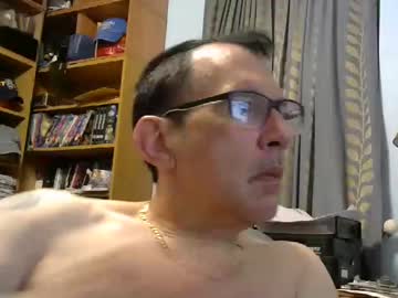 Sluttyslave81 Chaturbate stream image from June 24, 2025