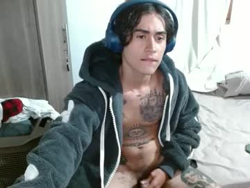 Sunbrown_ Chaturbate stream image from June 24, 2025