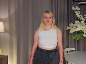 Stephanieanderson_ Chaturbate stream image from June 24, 2025