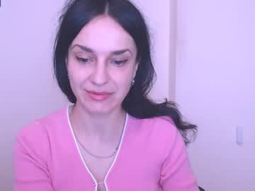 Helenatemch_ Chaturbate stream image from June 24, 2025