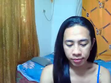 Kisses_Heart Chaturbate stream image from June 24, 2025