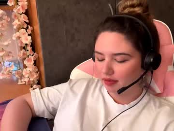 Plush_Flame_Drip_Meow_ Chaturbate stream image from June 24, 2025