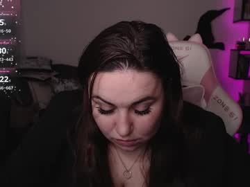 Mari_Moore7 Chaturbate stream image from June 24, 2025