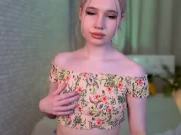 Ivorymist Chaturbate stream image from June 24, 2025