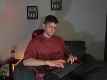 Ronnie_Miller1 Chaturbate stream image from June 24, 2025