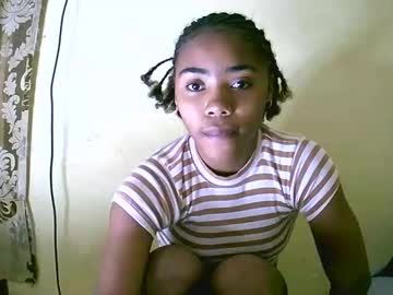 Samira474369 Chaturbate stream image from June 24, 2025