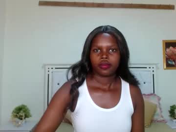 Chayenie Chaturbate stream image from June 24, 2025