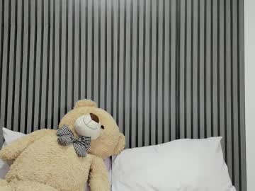 Dulce_Roberts_ Chaturbate stream image from June 24, 2025