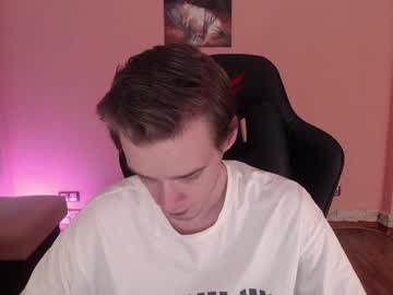 Lovesacrifice Chaturbate stream image from June 24, 2025