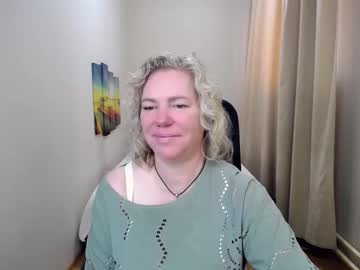 Shully_Girll Chaturbate stream image from June 24, 2025