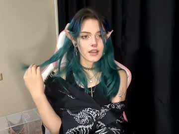 Velvet_Twist_Drip_Meow_ Chaturbate stream image from June 24, 2025