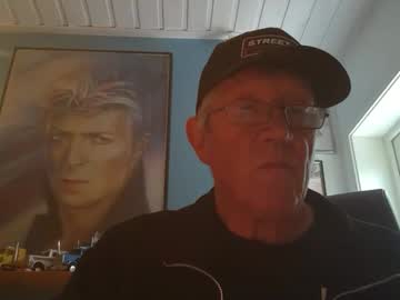 Arne352 Chaturbate stream image from June 24, 2025