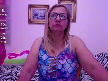 Sara211 Chaturbate stream image from June 24, 2025