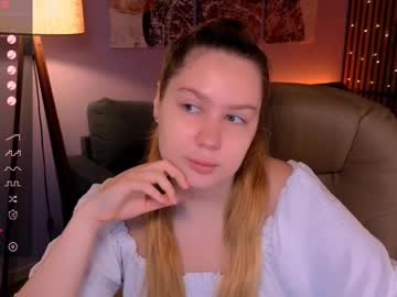 Blush_Ellie Chaturbate stream image from June 24, 2025