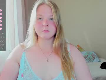 Forever_Cute Chaturbate stream image from June 24, 2025